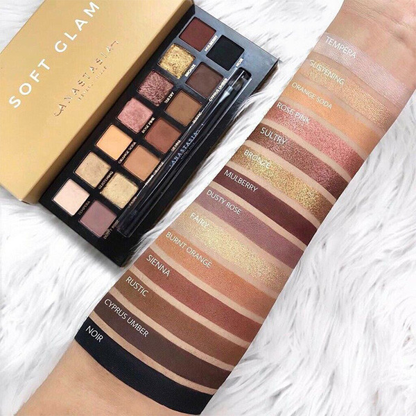 پالت سایه سافت گلم آناستازیا لیبل بزرگ اروپاییAnastasia Soft Glam Eyeshadow Palette